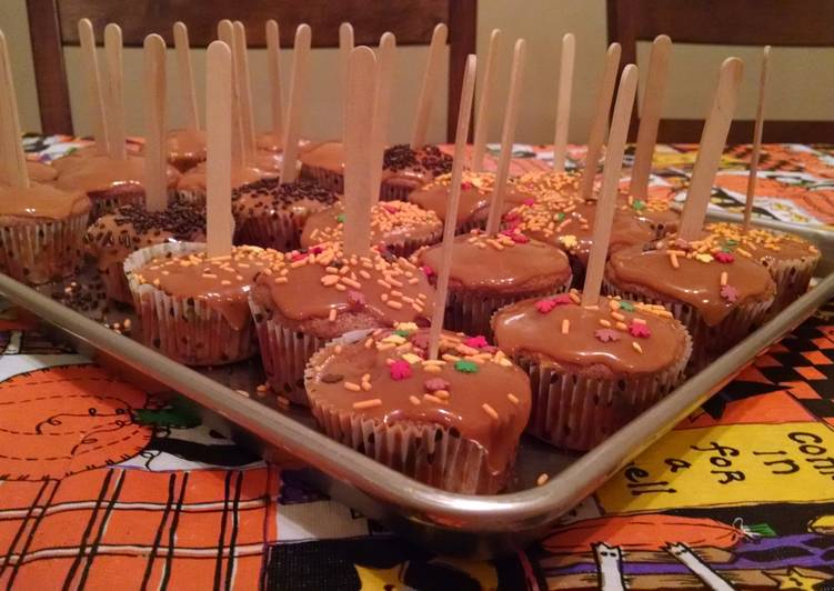 Caramel Apple Cupcakes