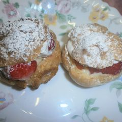 A picture of Strawberry & Banana Cream Puffs.