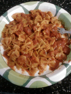 A picture of Simple Pasta and Sauce.