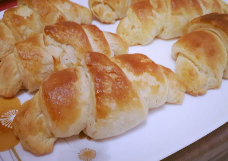 Steps to Make Quick Croissant