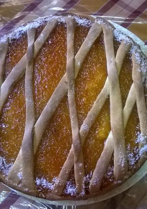 Una foto de Pastafrola con bizcocuhuelo de caja