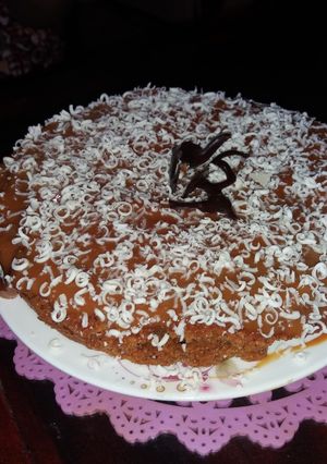 صورة لوصفة كيكة بالقهوة والكراميل