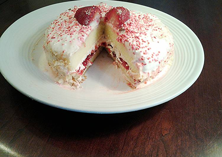 Vanilla Chiffon Cake with Whipped Cream and Strawberries