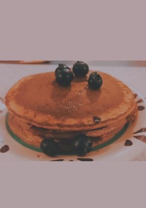 Una foto de Hot cakes de avena y arándanos