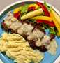 Cara Mudah Membikin Resep  Beef steak with mushroom sauce, mashed potato and simple salad yang Enak Banget, Menggugah Selera