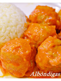 Una foto de Albóndigas con tomate. (Thermomix)