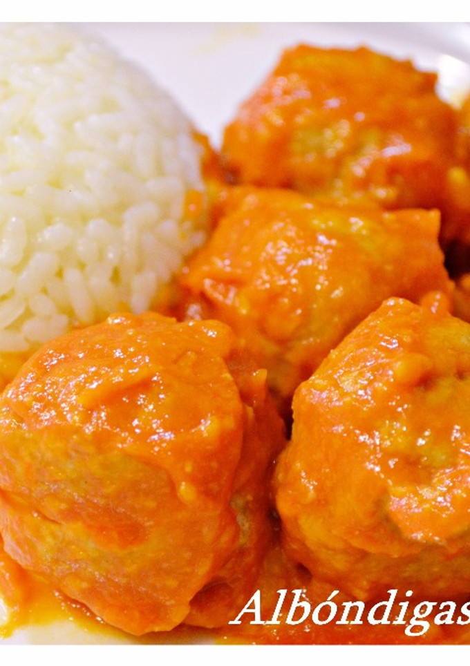 Una foto de Albóndigas con tomate. (Thermomix)