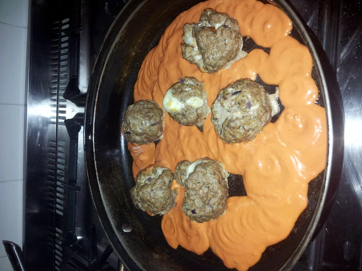 Easy Steps to Prepare Recipes Mozzarella + Tomato Meatballs the Awesome  Appealing.