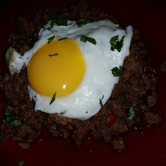 A picture of Spicy stir fried beef.