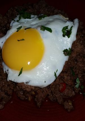 A picture of Spicy stir fried beef.