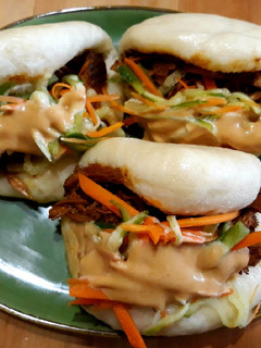 Φωτογραφία της συνταγής Eva's pulled pork steamed bao buns