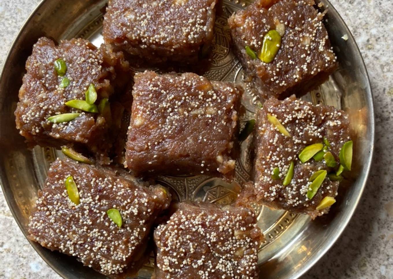 Dates Halwa