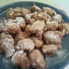 A picture of Apple Fritters.