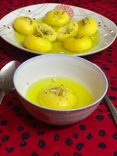 भरवां चमचम (bharwan chamcham recipe in hindi) रेसिपी मुख्य फोटो