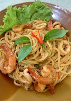 รูปของ สปาเก็ตตี้กุ้งหมึกผัดพริกเผา 🦐🦑🍝