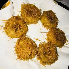 A picture of Birds nest cutlet.