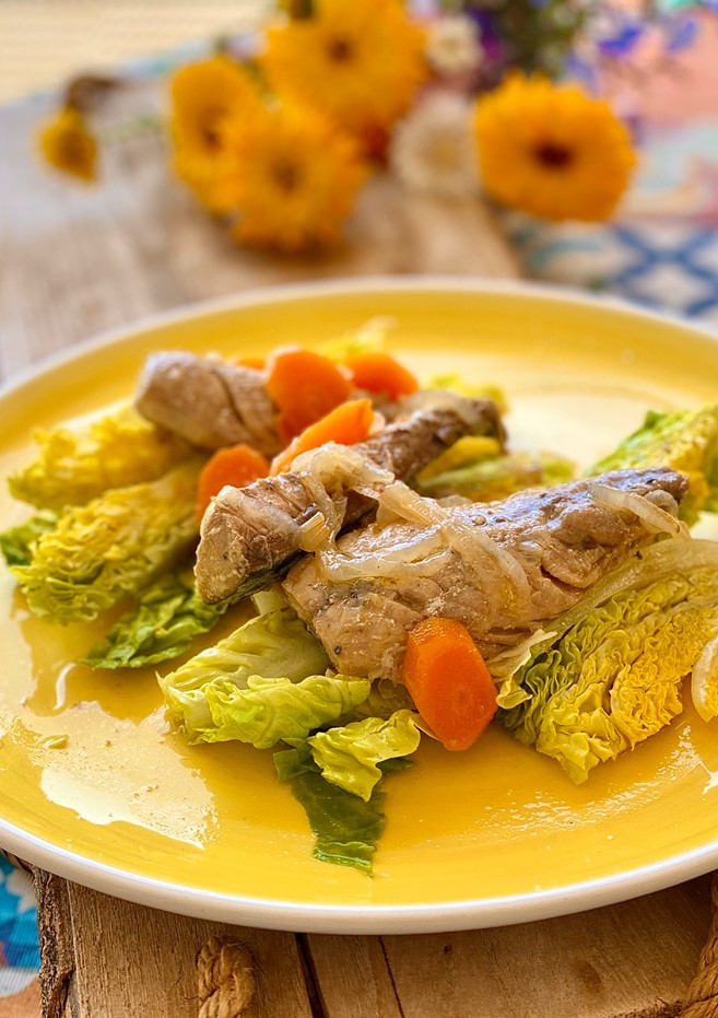 Una foto de Ensalada de caballa en escabeche casero