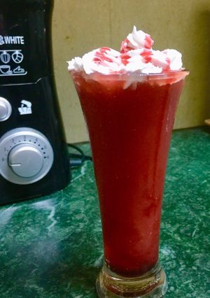 صورة لوصفة عصير فراولة 🍷🥤
