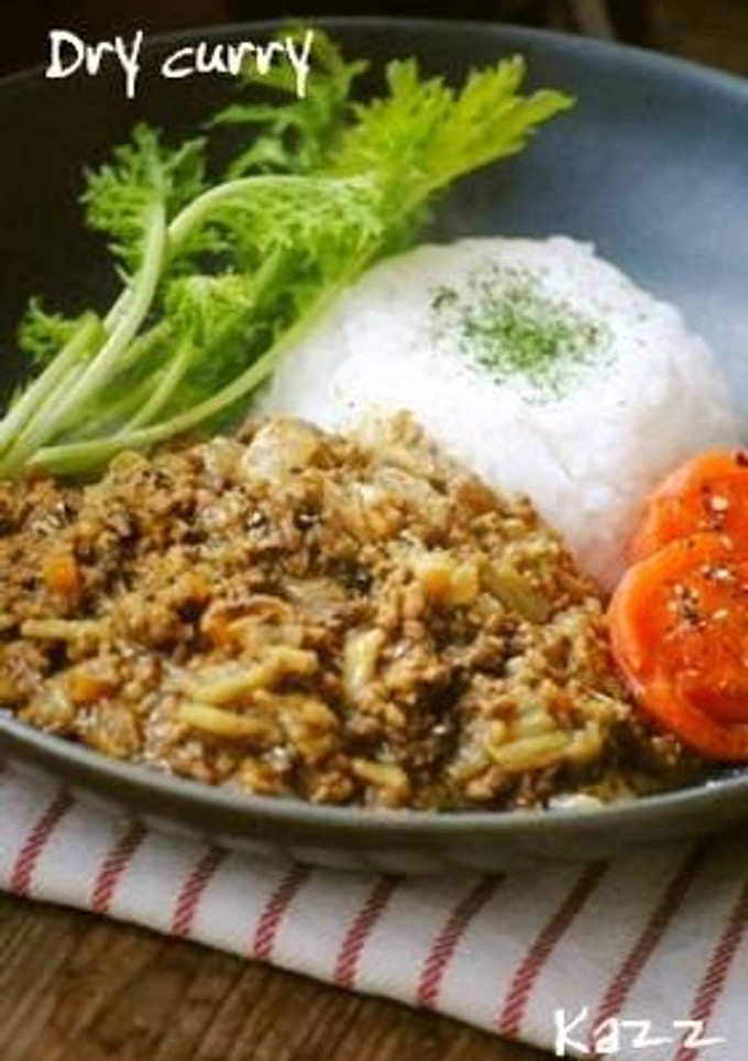 A picture of Dry Curry (with Lots of Chinese Cabbage).