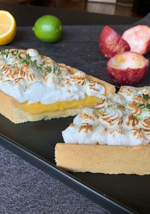 Une photo de Tarte aux fruits de la passion meringuée