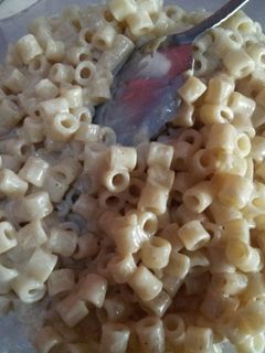 صورة لوصفة معكرونة الفرح بأنواع الجبن والقشطة