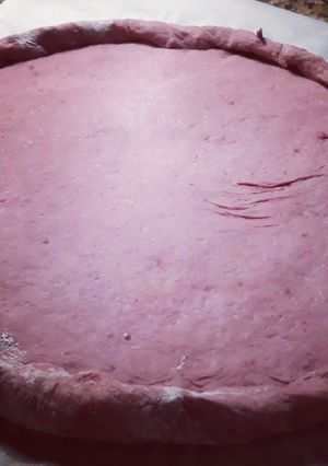 Una foto de Base de pizza de remolacha