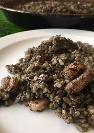 Foto principal de Arroz negro del senyoret 🥘🦑 🦐