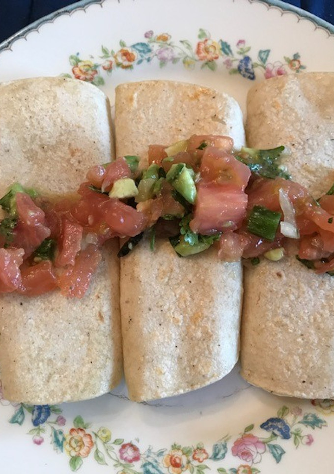 Una foto de Tacos de papa con chipotle
