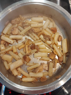 Feketegyökér-gomba saláta recept fotója