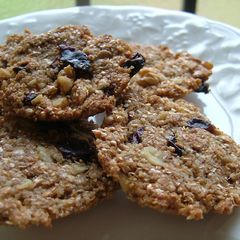 A picture of 100% Whole Wheat Flour Macrobiotic Cookies.