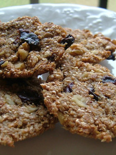 A picture of 100% Whole Wheat Flour Macrobiotic Cookies.