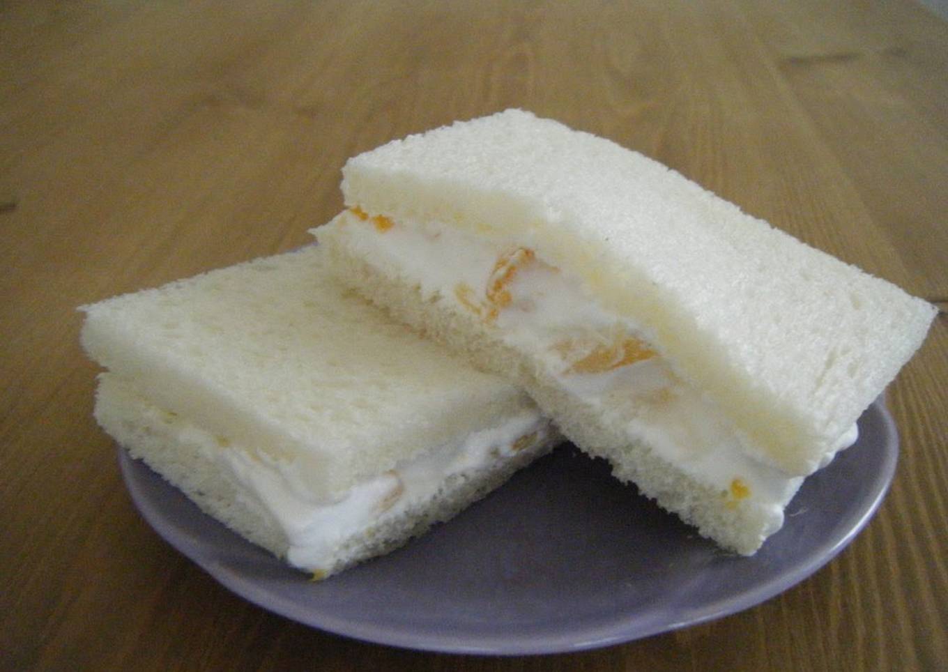 Easy! Fruit Sandwiches That Don't Get Watery