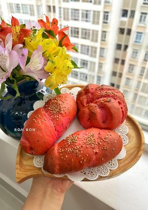 Hình của món Bánh Mì Thanh Long Ngọt.