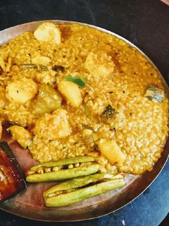 খিচুড়ি(khichuri recipe in Bengali) রেসিপির প্রধান ছবি
