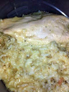 A picture of 7up chicken and rice.