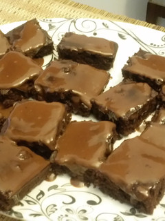 A picture of Mouth Melting Brownies ( cake-like ).
