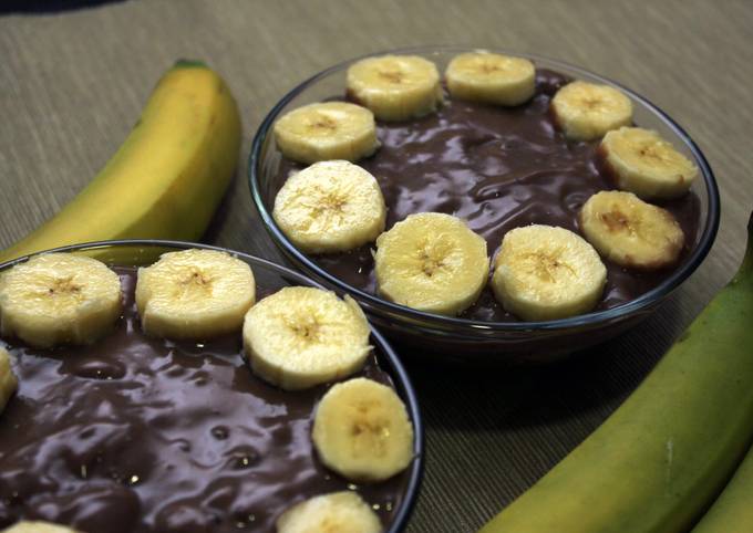 Chocolate and banana pudding