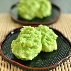 A Summertime Sweet from Tohoku: Zunda (Edamame) Mochi A picture of A Summertime Sweet from Tohoku: Zunda (Edamame) Mochi.