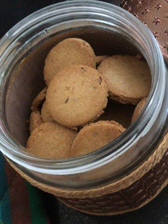 A picture of Whole wheat Cumin cookies (jeera biscuits).