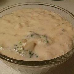 A picture of Broccoli Pepper Jack Soup.