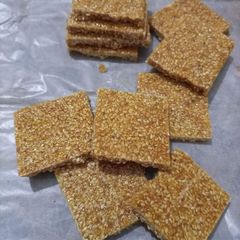 A picture of Sesame Brittle.
