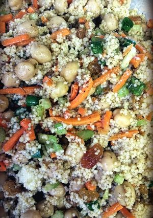 A picture of Mom's Curry Couscous Salad.
