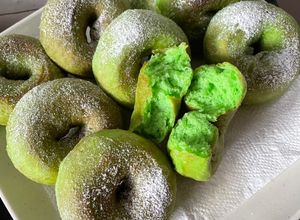 Gambar Donut pandan