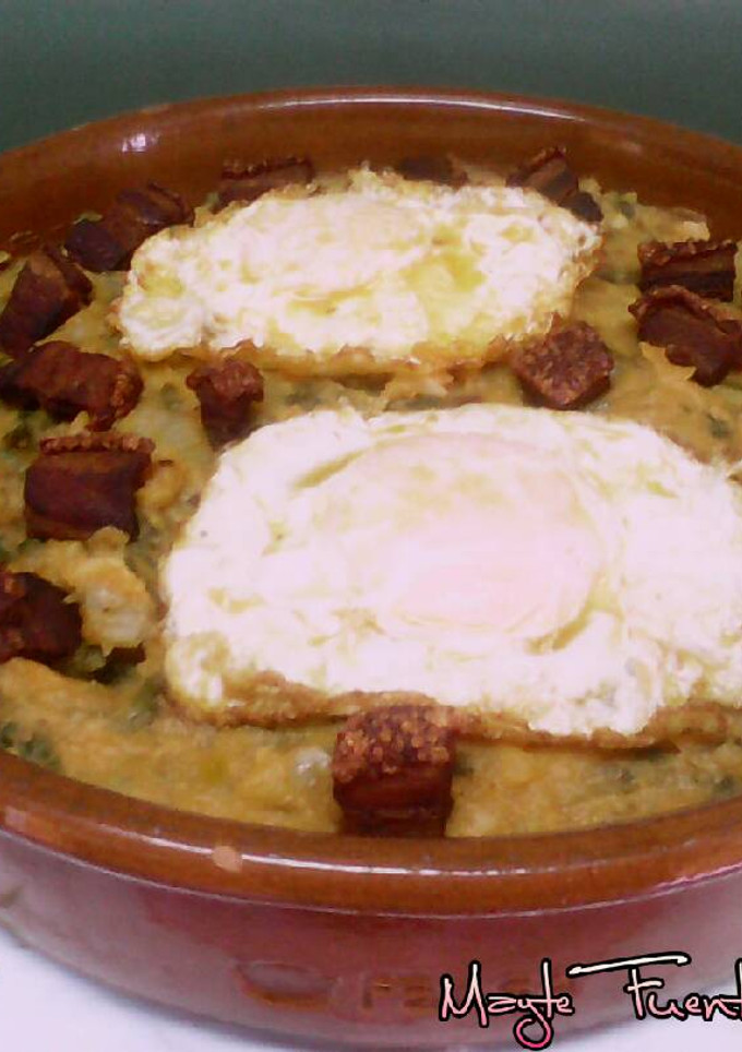 Una foto de Patatas pelonas con acelgas