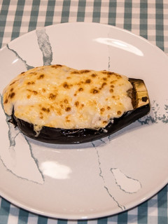 Una foto de Berenjenas rellenas de carne