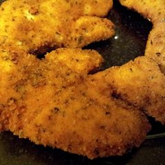 L's Easy Schnitzel A picture of L's Easy Schnitzel.