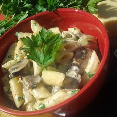 A picture of Creamy Mushroom Penne.