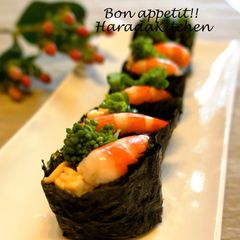 A picture of Broccolini and Shrimp Sushi Rolls.
