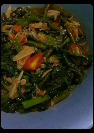 Foto resep Tumis Karbon (Kangkung plus Udang Rebon)