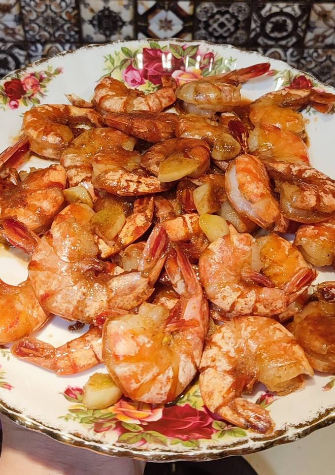 Креветки смажені з часником і соєвим соусом🎄